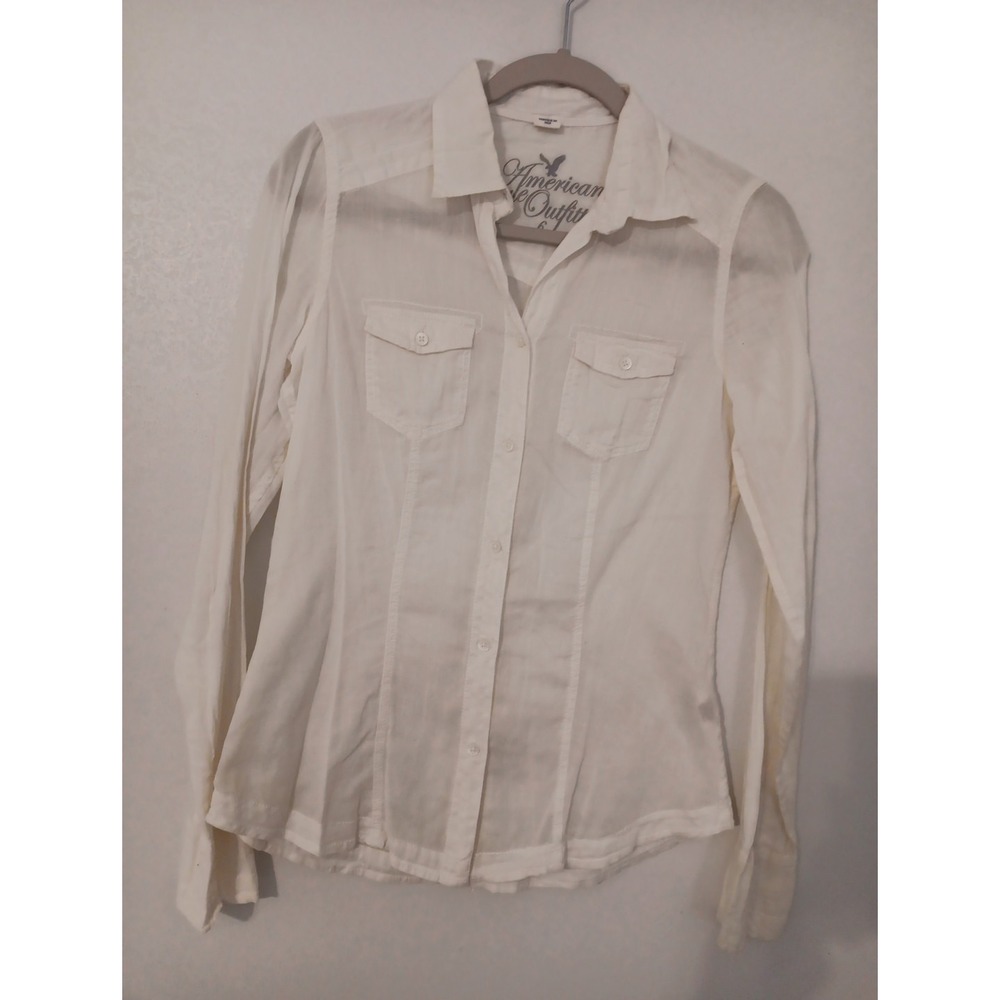 American Eagle Outfitters Button Up Long sleeve Ivory Sz.6